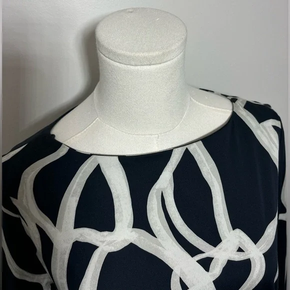 COS Unique Abstract Design Dress - Picture 6 of 12